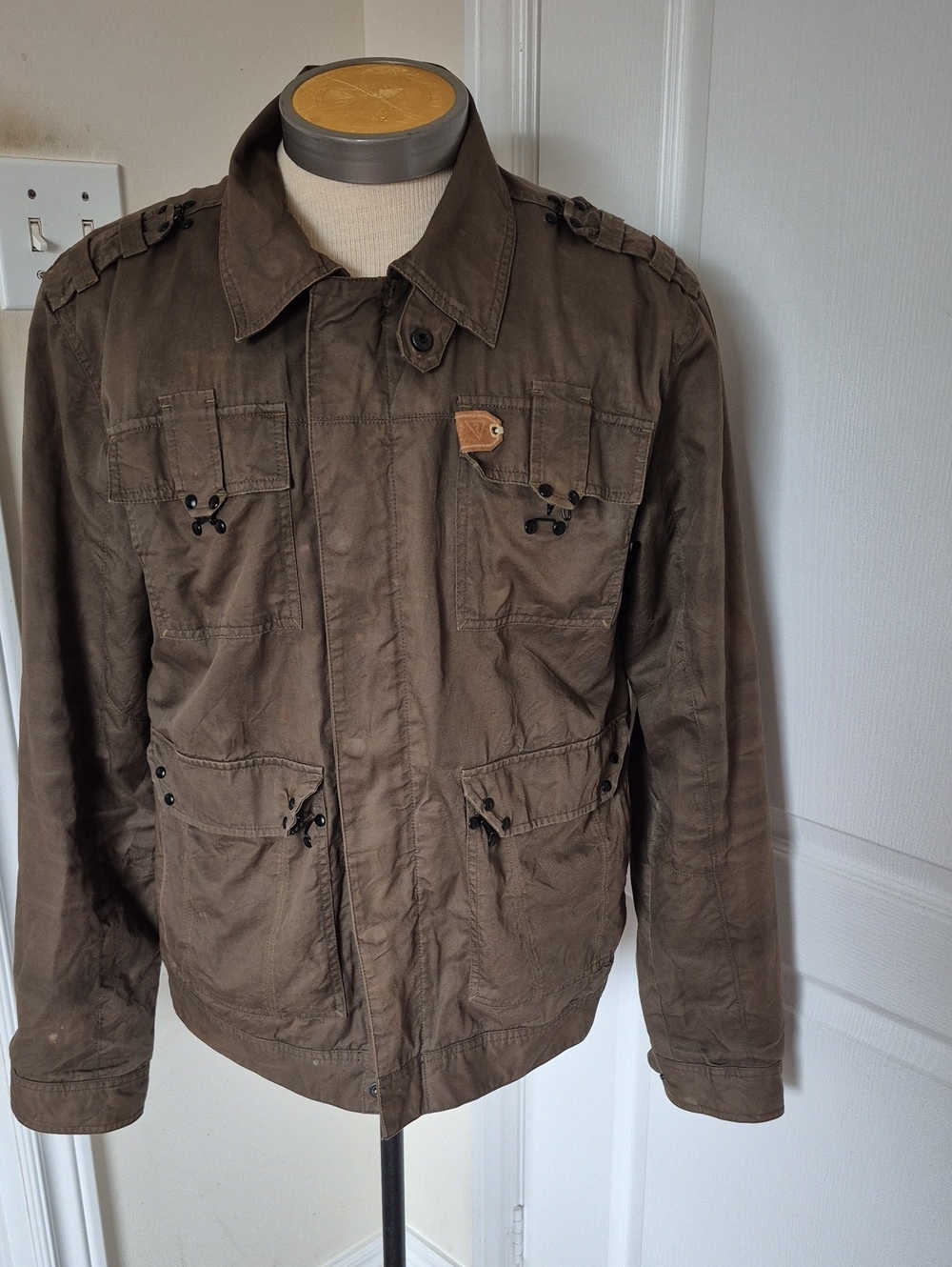 Guess Men's Olive Utility Field Jacket - Casual Outdoor Layer